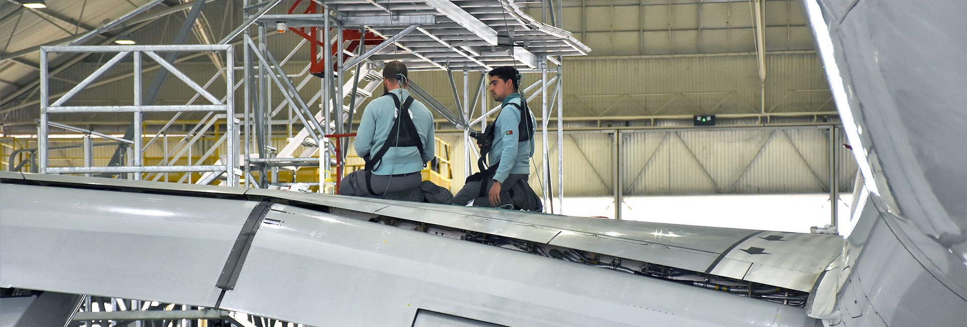 HERO-E-JET-Family-03